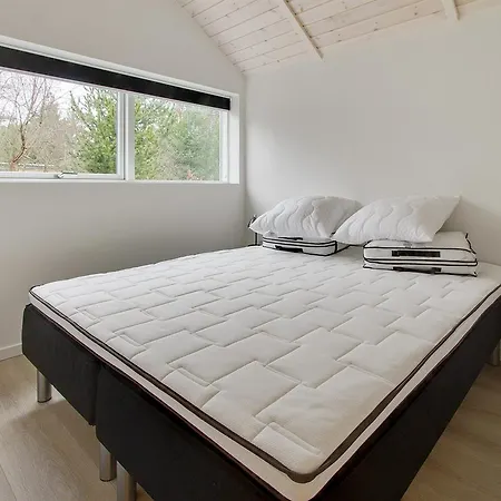 Four-bedroom Holiday In * Hals